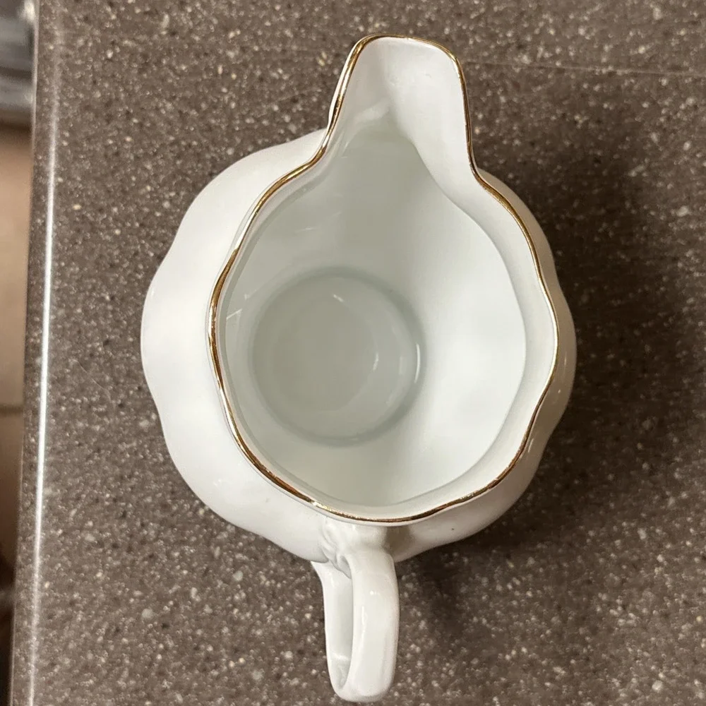 Cuisena Savannah Gold Creamer & Gravy Boat Set Poland Fine China‎ Vintage